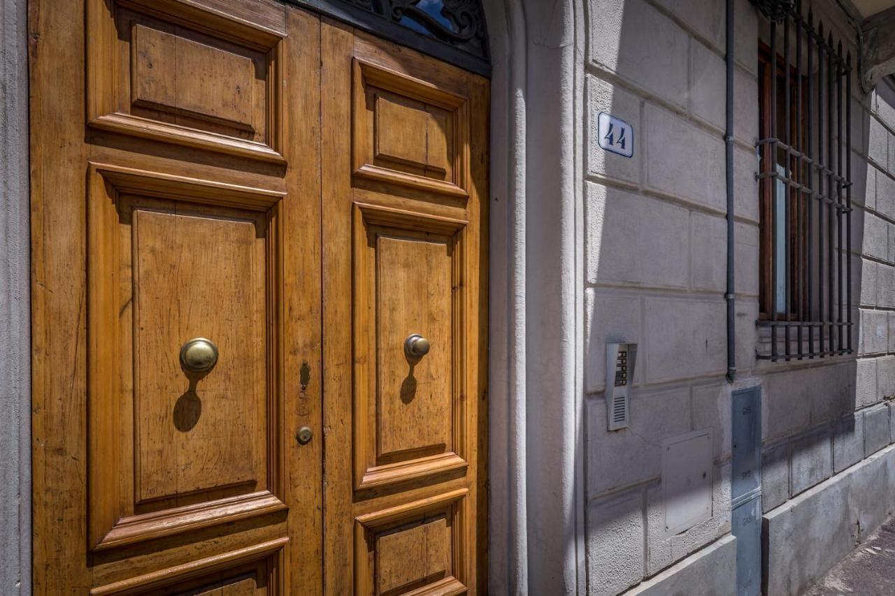 Classic Tuscany Apartments By Mmega Florence Exterior photo